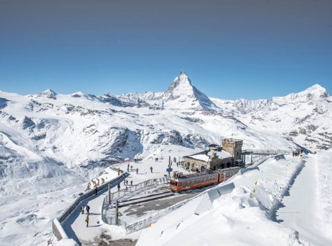 031_Gornergratbahn_Matterhorn_Schoene Aussichten Touristik